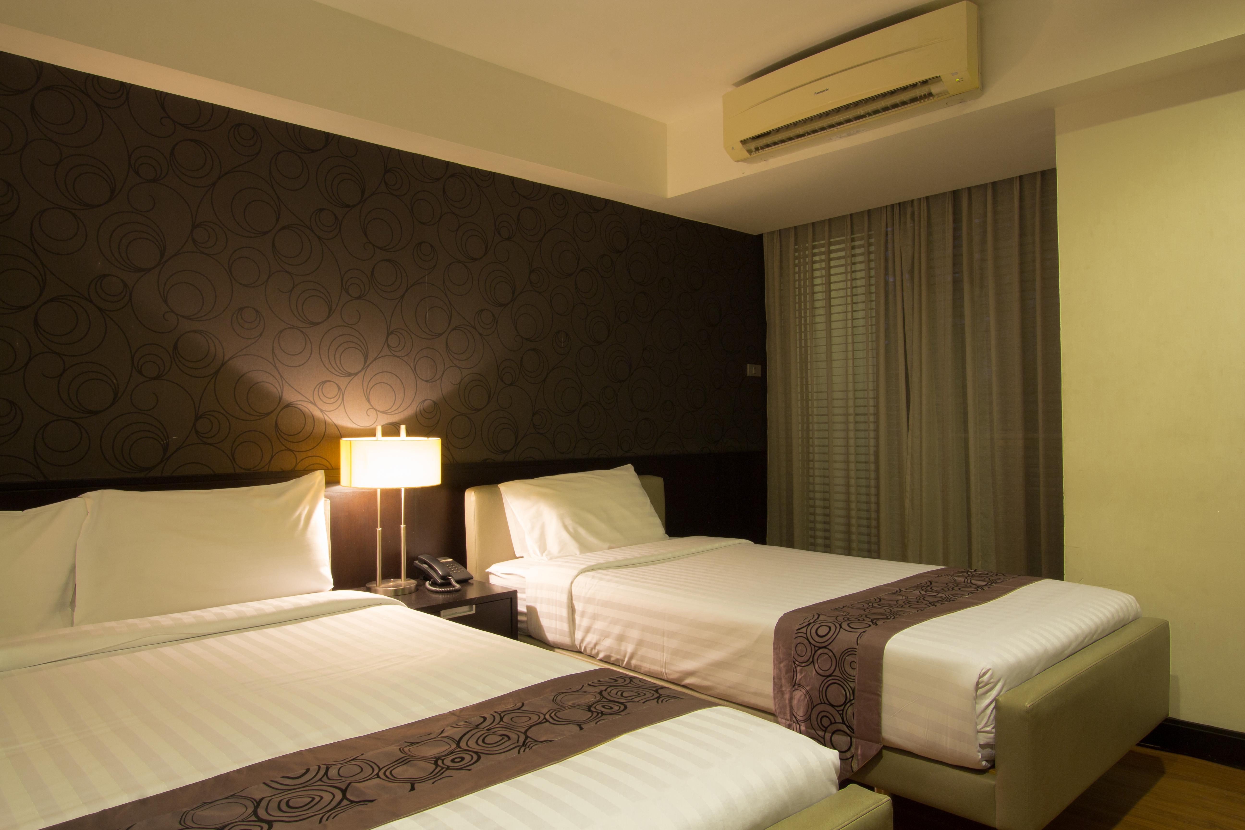 Lily Hotel Bangkok Buitenkant foto
