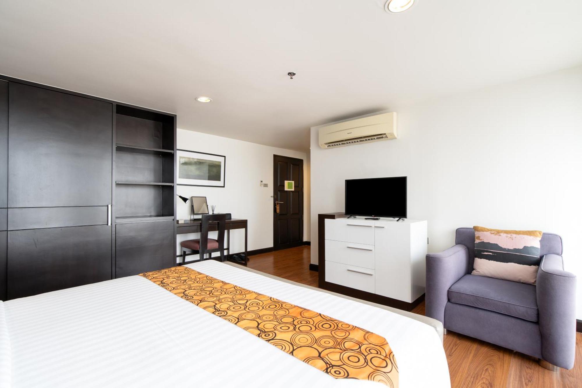 Lily Hotel Bangkok Buitenkant foto