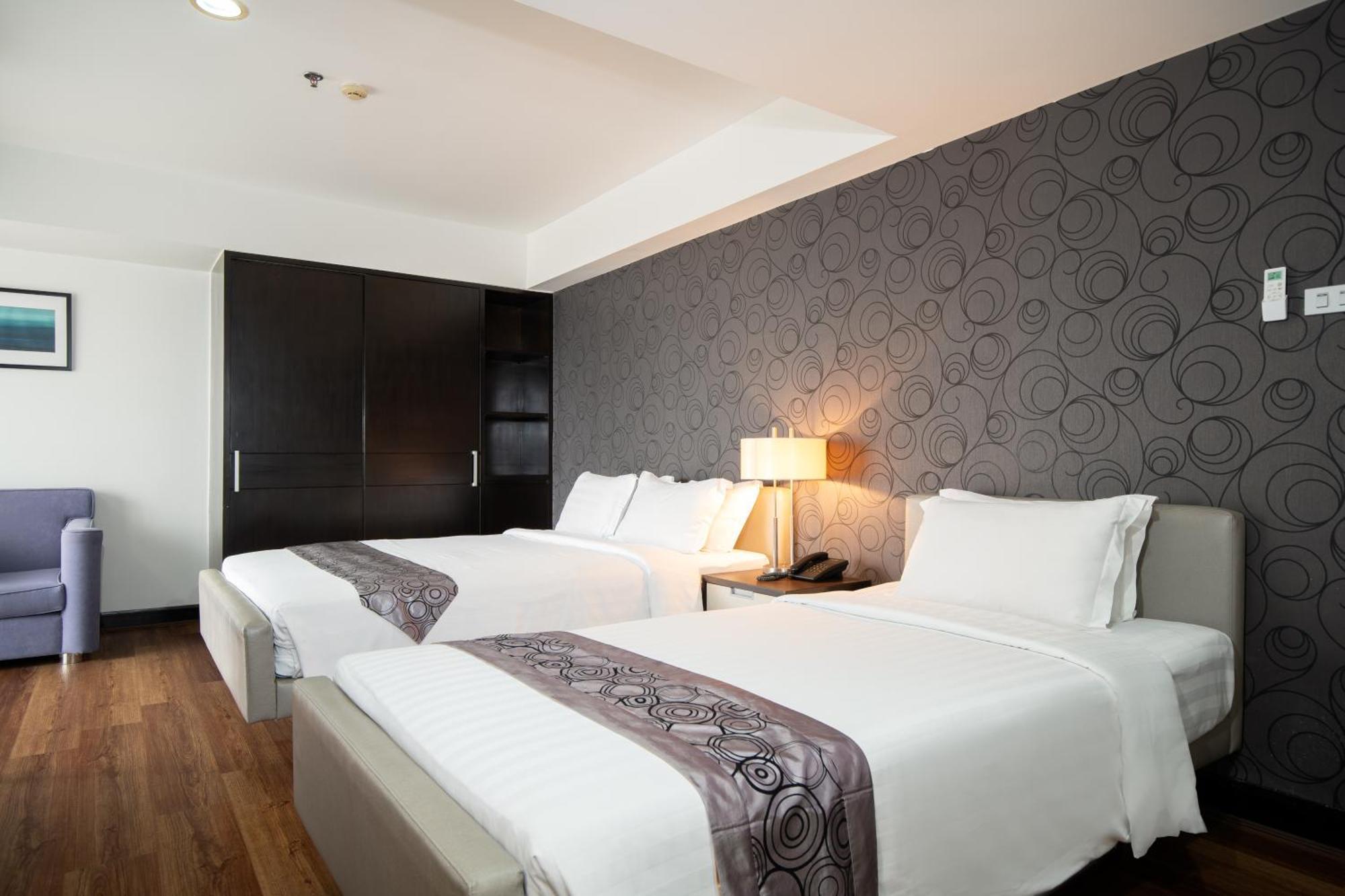 Lily Hotel Bangkok Buitenkant foto